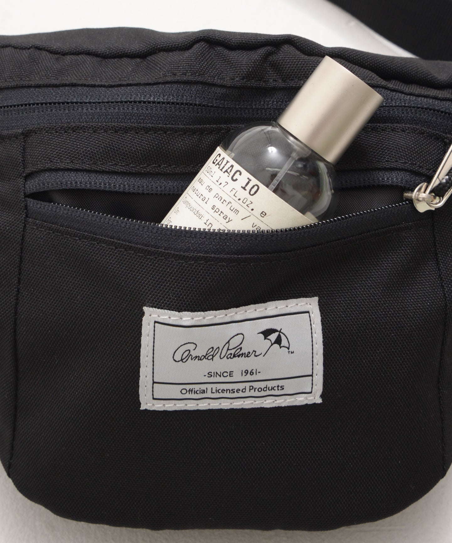 Arnold Palmer 10ポケット ボディバッグ